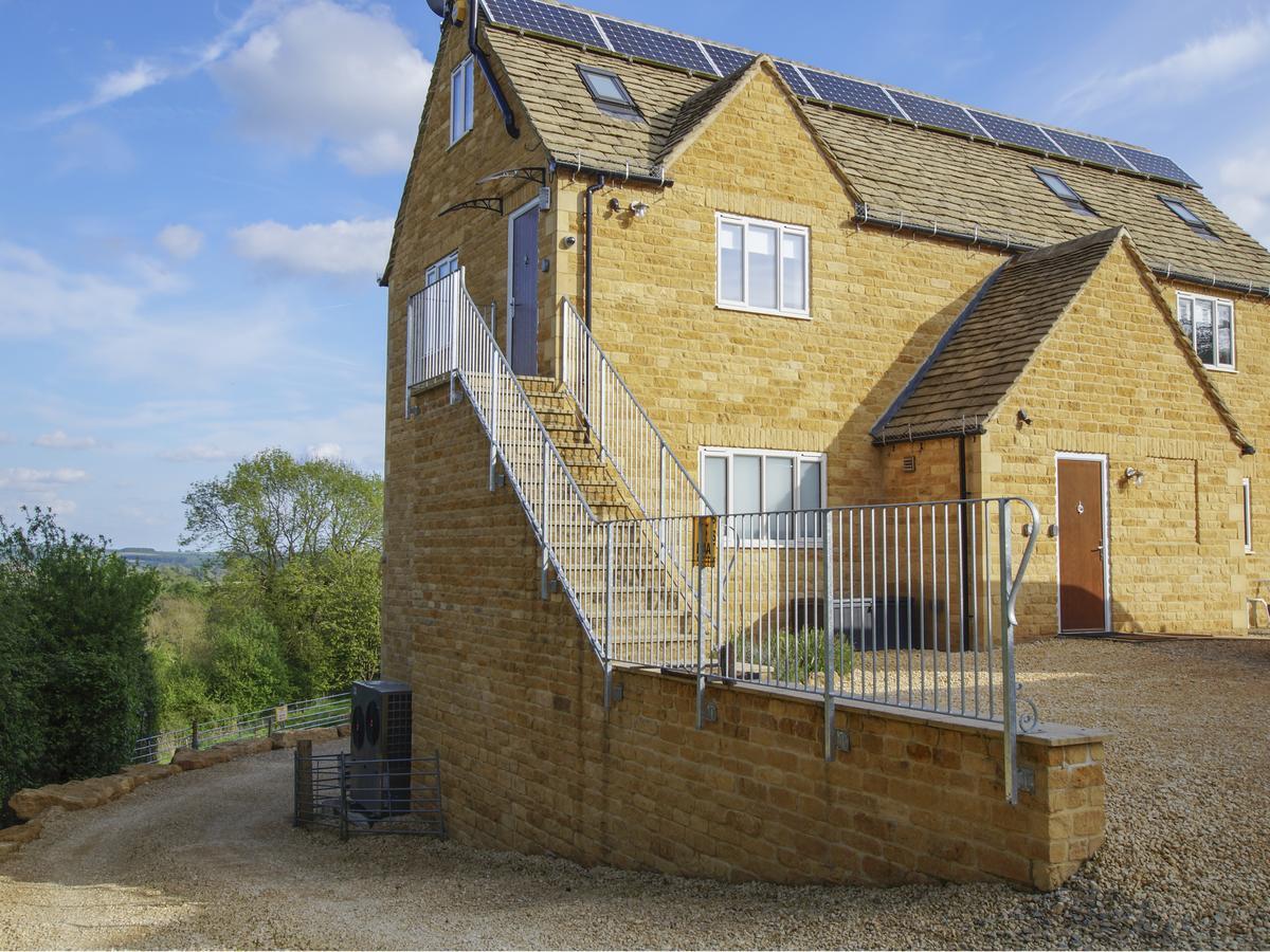Апартаменты Beautiful Cotswold View Буртон-он-те-Уотер Экстерьер фото