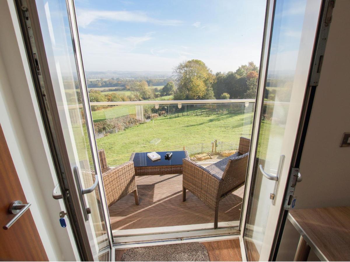 Апартаменты Beautiful Cotswold View Буртон-он-те-Уотер Экстерьер фото